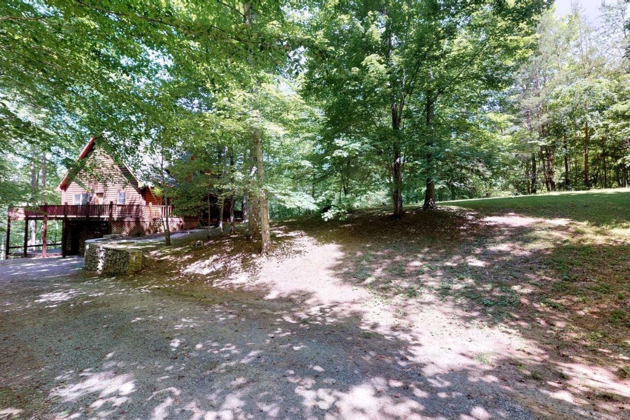 Other Side Of The Mountain New Tazewell Exterior photo